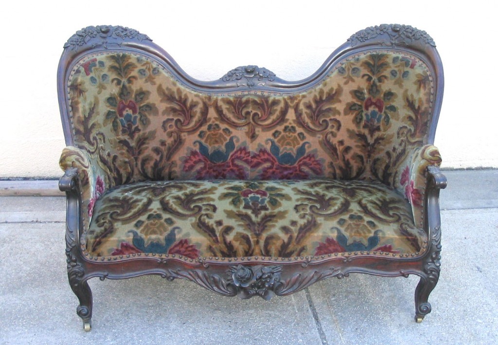 Belter-Tom-Thumb-sofa