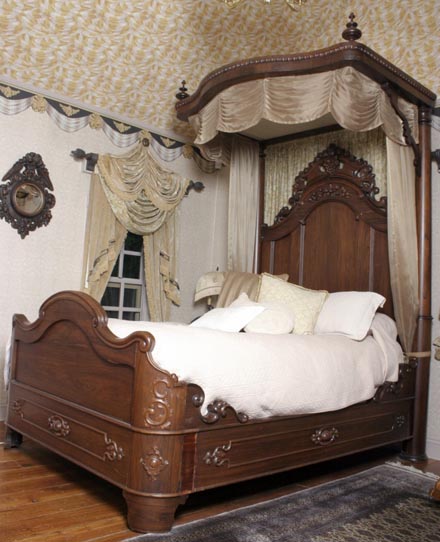 Contents of Historic Conewago Manor Inn To Be Sold October 23rd