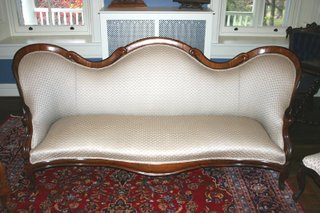 Belter "Scroll" Pattern Laminated Rosewood Sofa