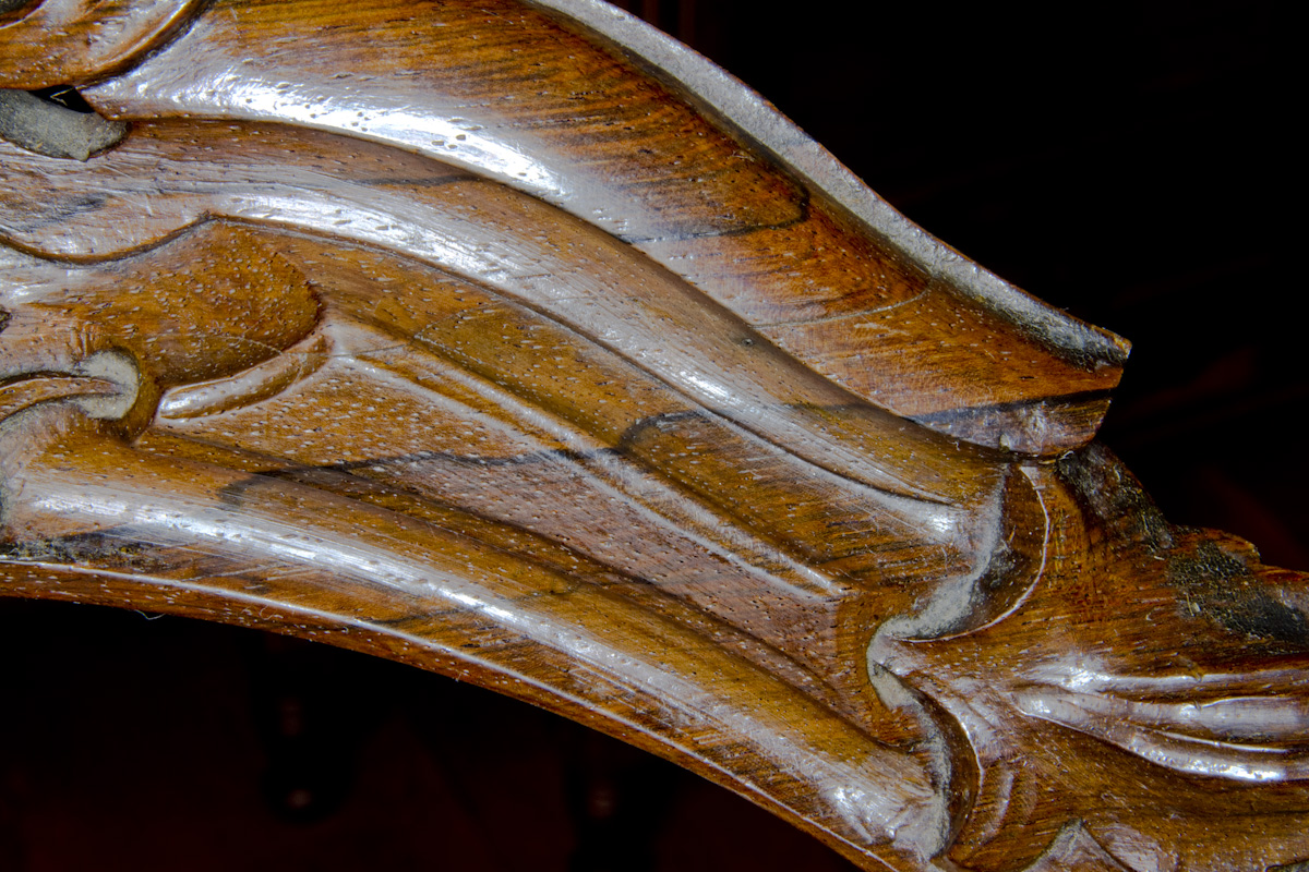 Macro Antiques: John Henry Belter Rosalie