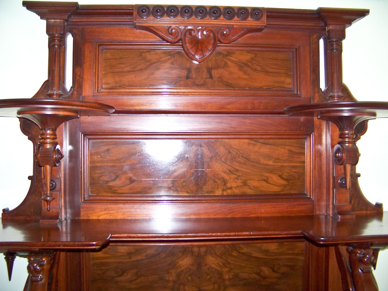 Thomas Brooks Sideboard Stencil Confirms Maker